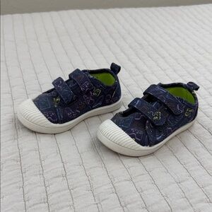 Kids Navy Blue Velcro Sneakers